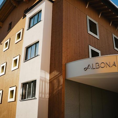 Hotel Albona Nova Zürs Esterno foto