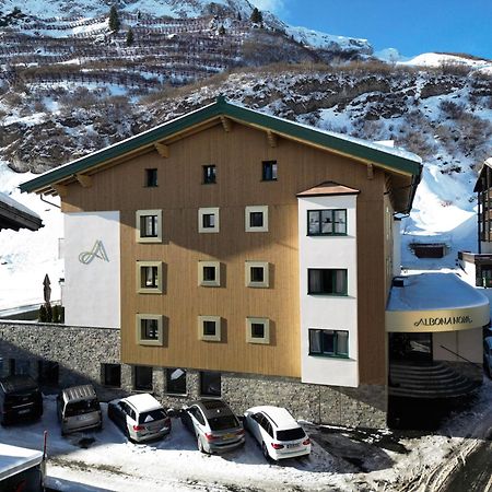 Hotel Albona Nova Zürs Esterno foto