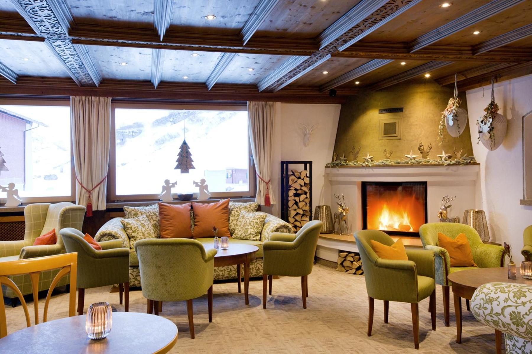 Hotel Albona Nova Zürs Esterno foto