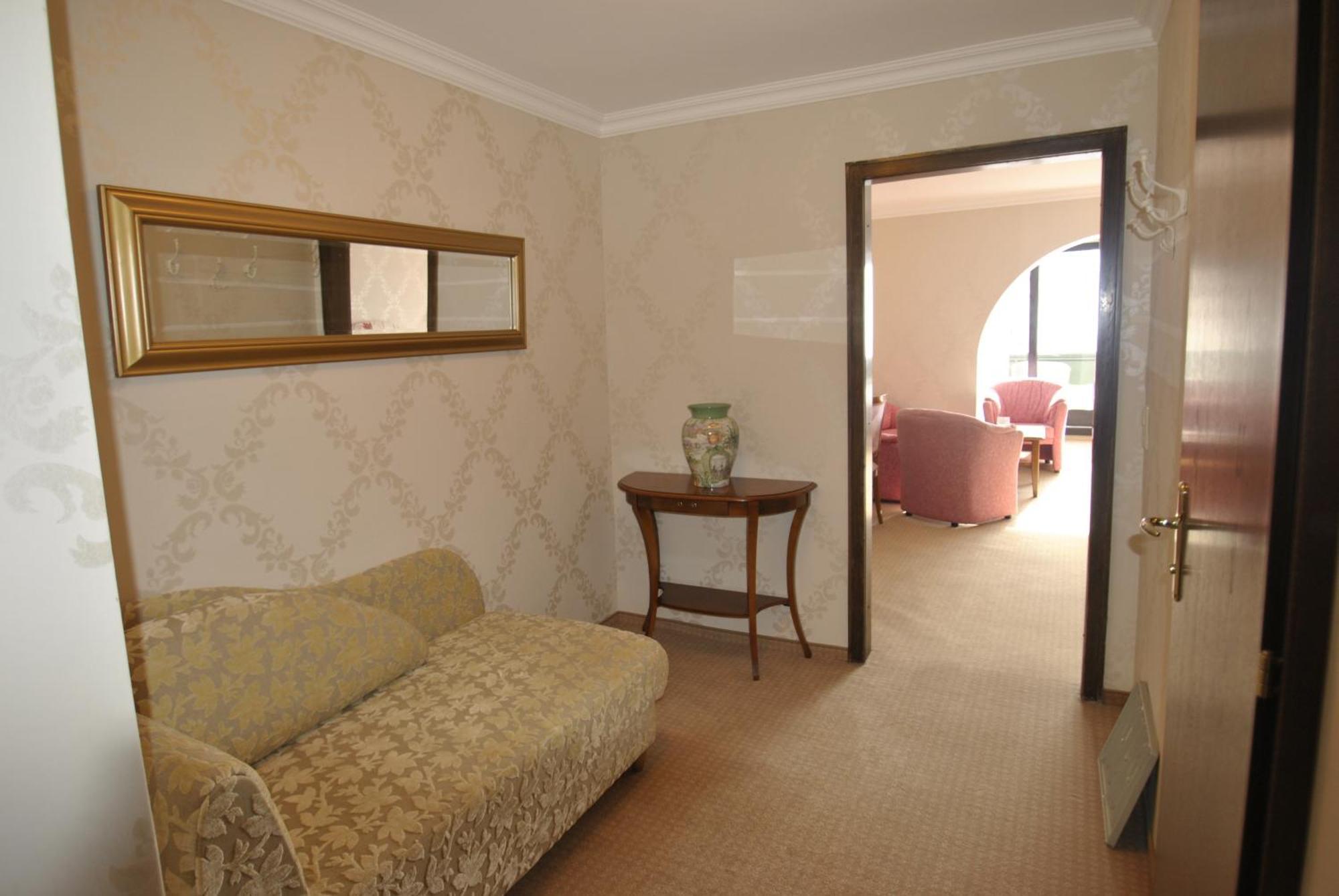 Hotel Albona Nova Zürs Esterno foto