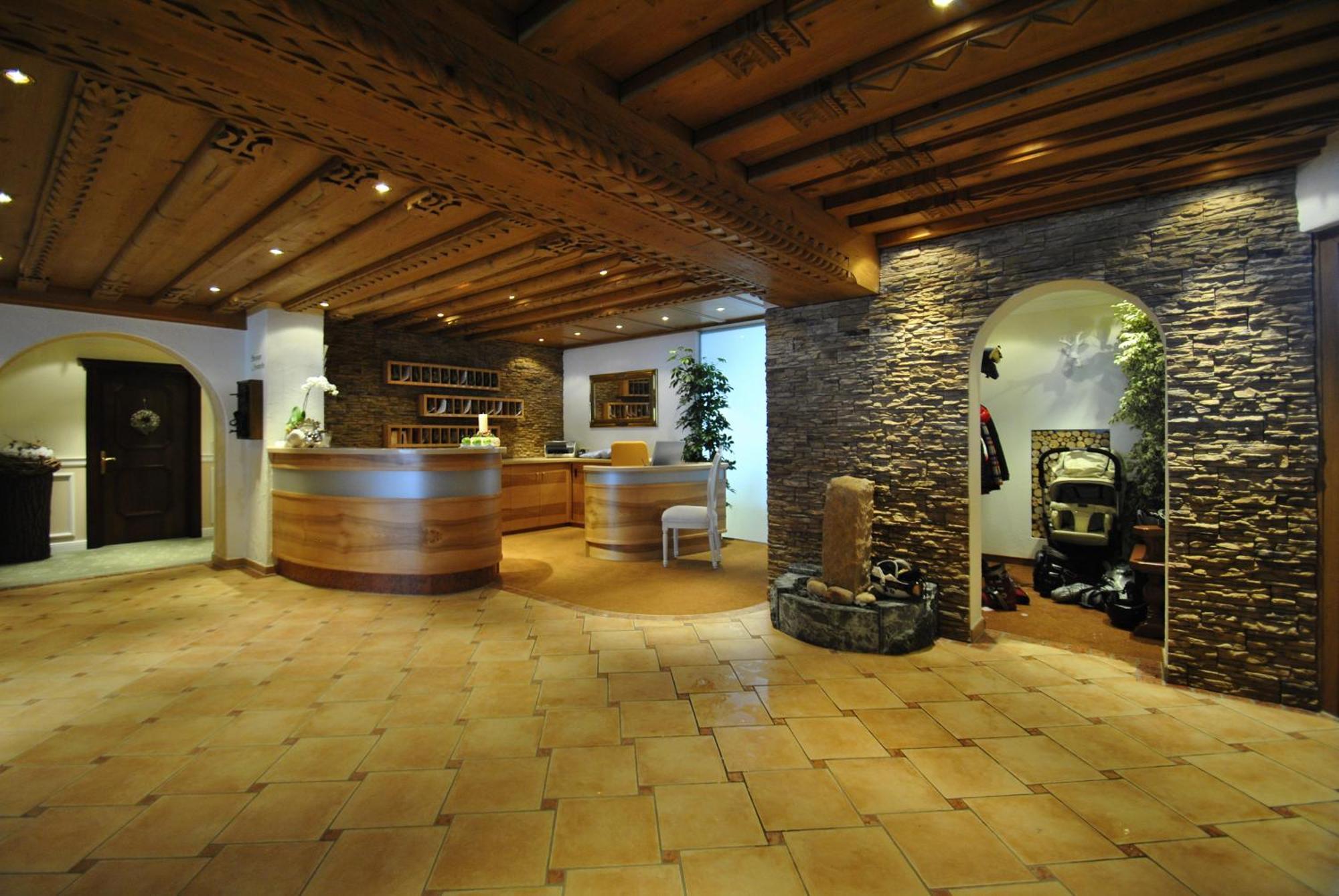 Hotel Albona Nova Zürs Esterno foto