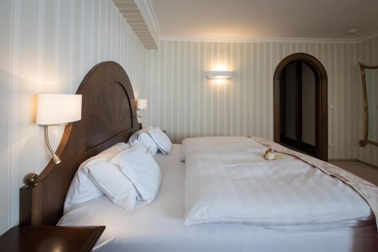 Hotel Albona Nova Zürs Esterno foto