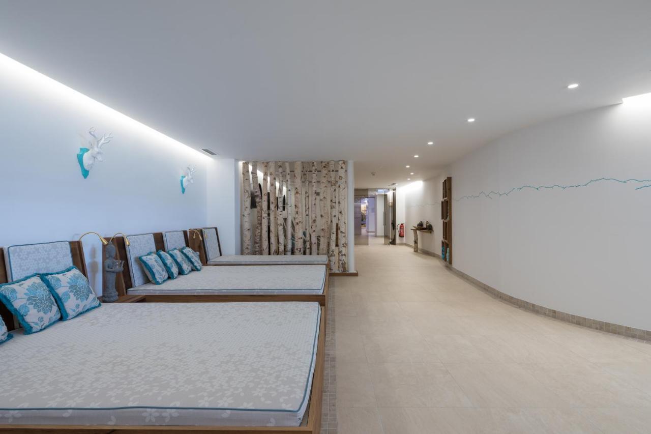 Hotel Albona Nova Zürs Esterno foto